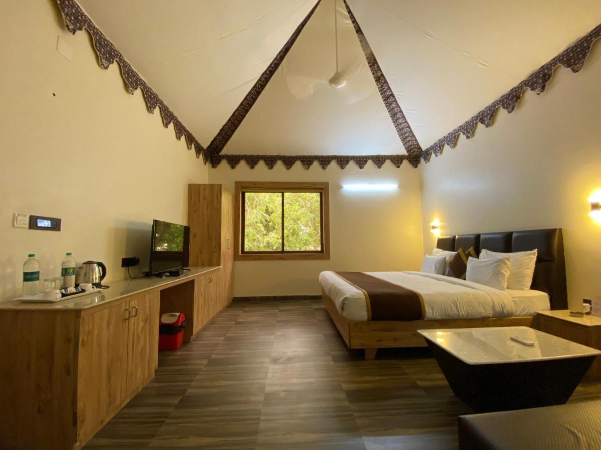 City The Village Beach Resort Laeja Екстериор снимка
