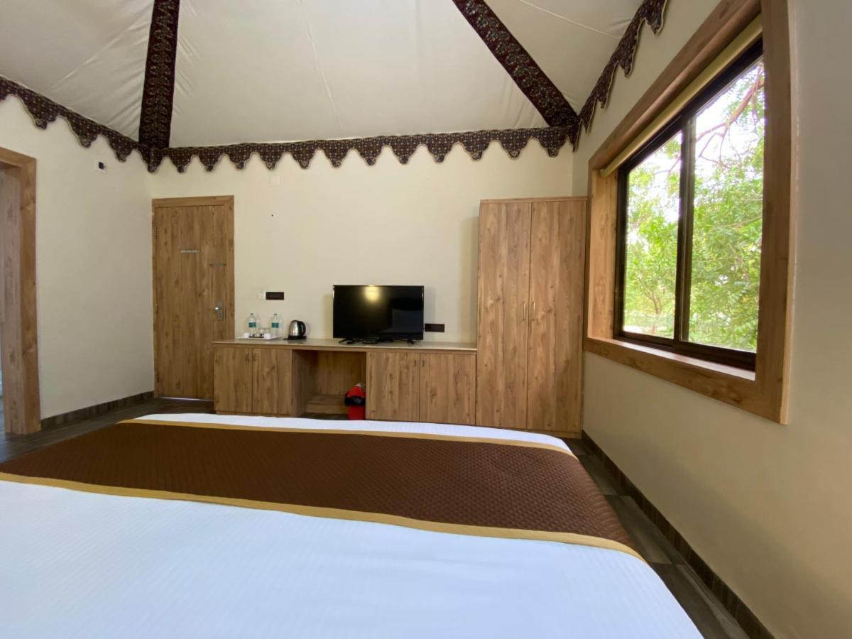 City The Village Beach Resort Laeja Екстериор снимка