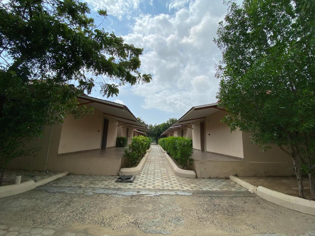 City The Village Beach Resort Laeja Екстериор снимка