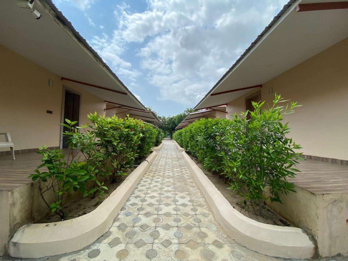 City The Village Beach Resort Laeja Екстериор снимка
